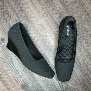 Vivaia square toe wedge heels black 39.5 (US 8.5)